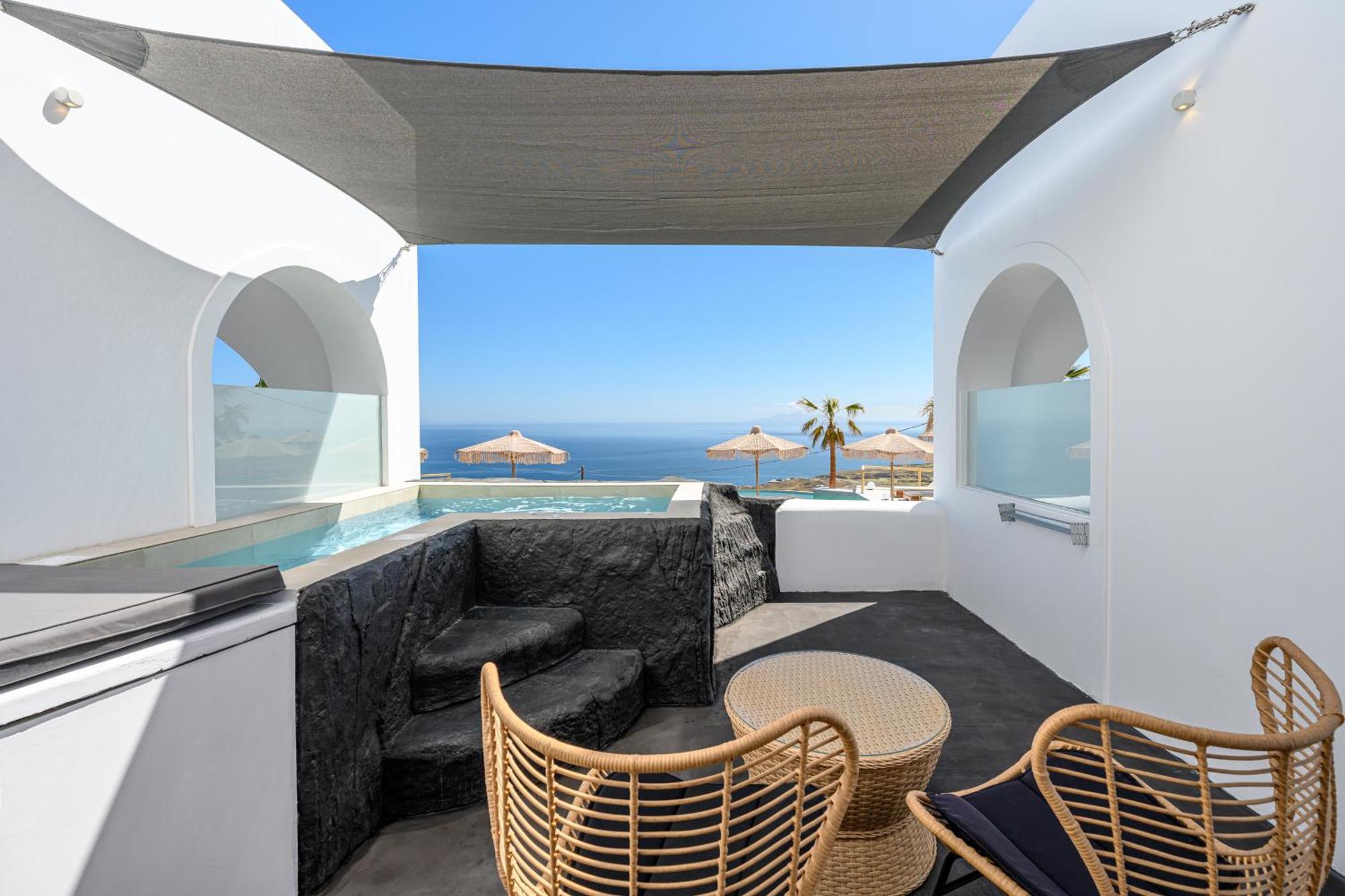 King Suite Outdoor Hot Tub & Sea View,1586260635:JPEG